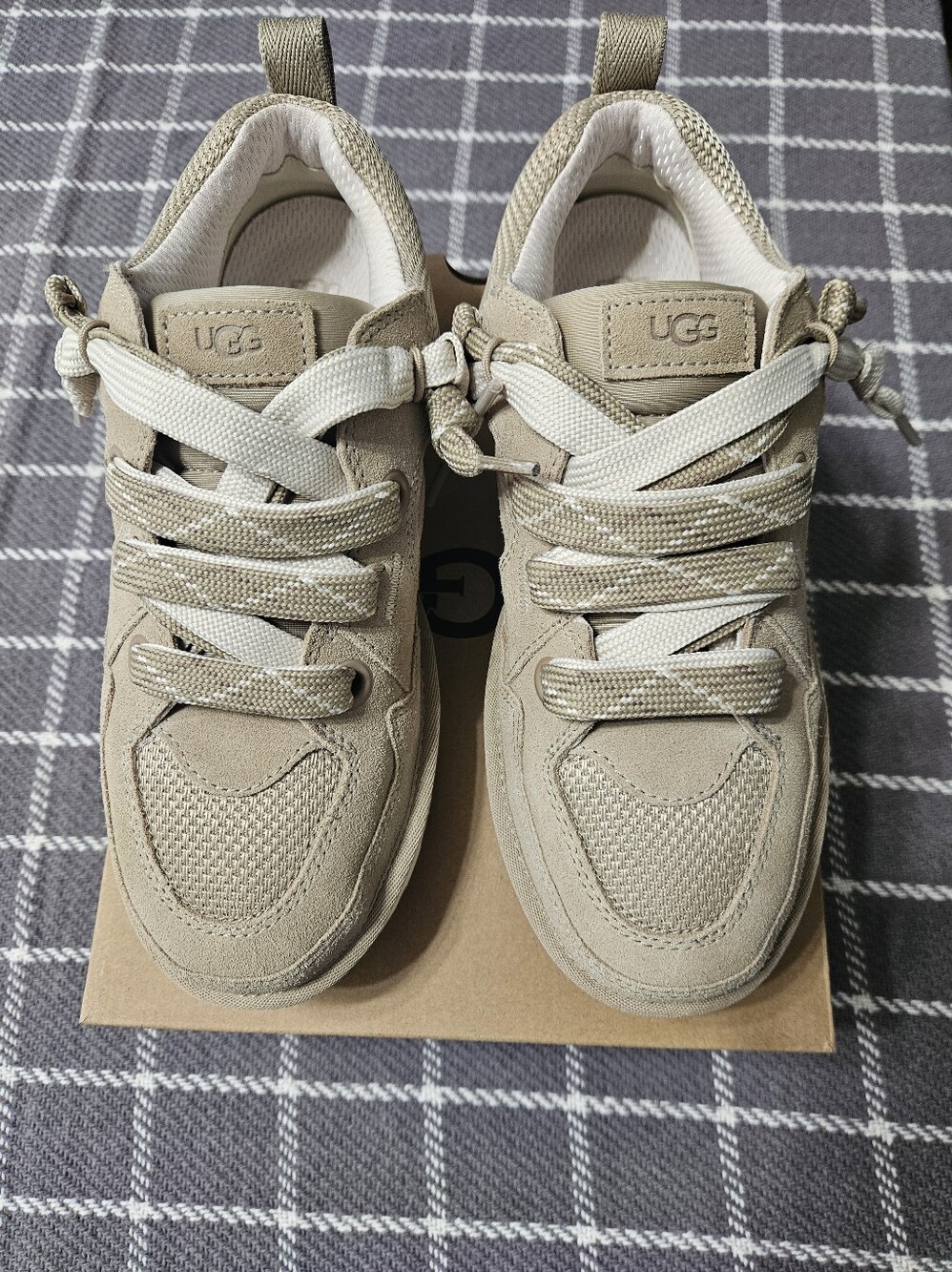 UGG Women's Size 10 Casual Lace-Up Sneakers. Mustard Seed.